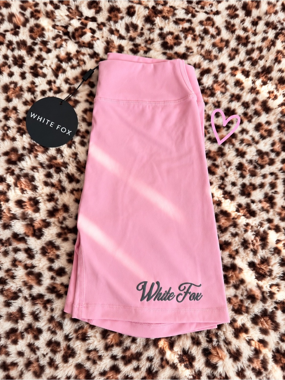 NWT White Fox shorts size XS